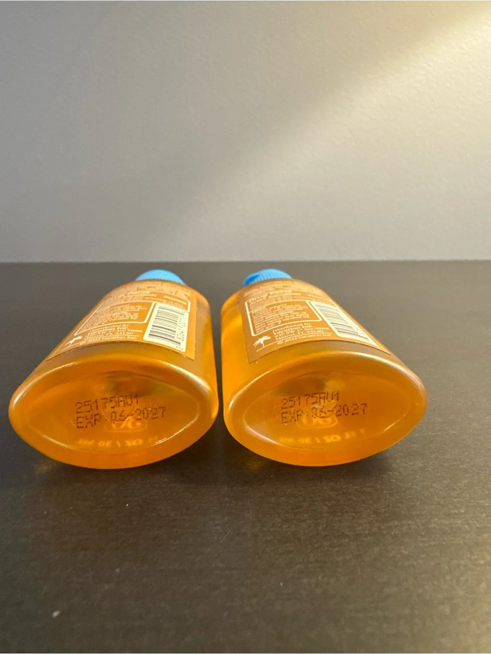 Vacation Chardonnay Oil SPF 30 1 oz 30 ml Travel Size NEW X2 EXP 6/27